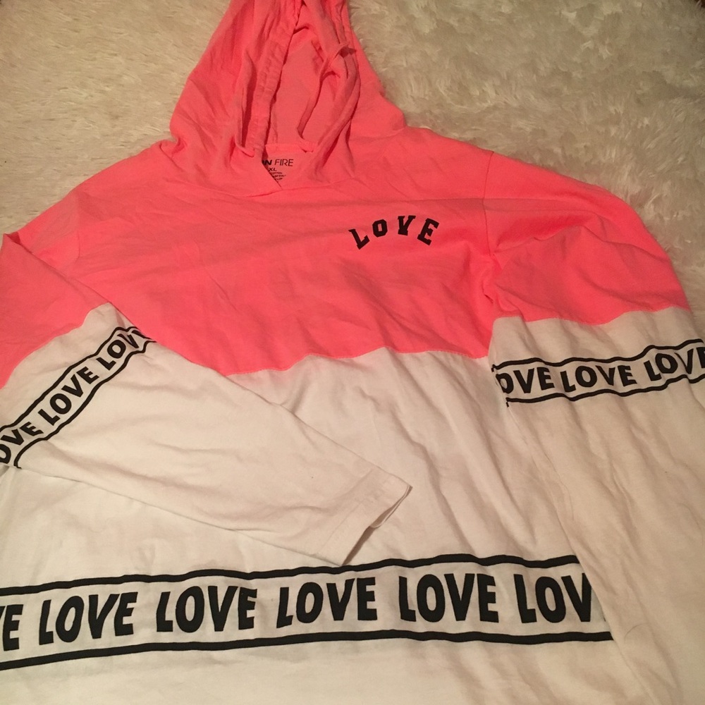 Lightweight 'love' tshirt hoodie